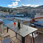 La Terrasse Du Venus - *